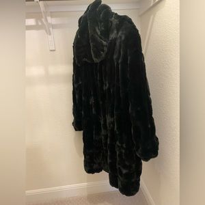 NWOT - Black Faux Fur Coat - Size 3X - Fabulous Furs